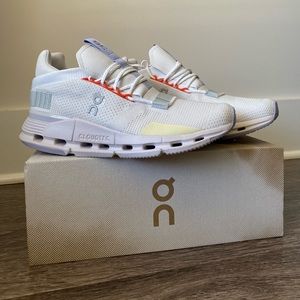 ON CLOUDNOVA RUNNING SHOES